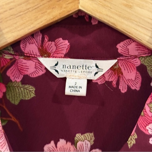 NANETTE LEPORE Women's Burgundy Floral Print Button Down Shirt Dress. 2 - Picture 5 of 10